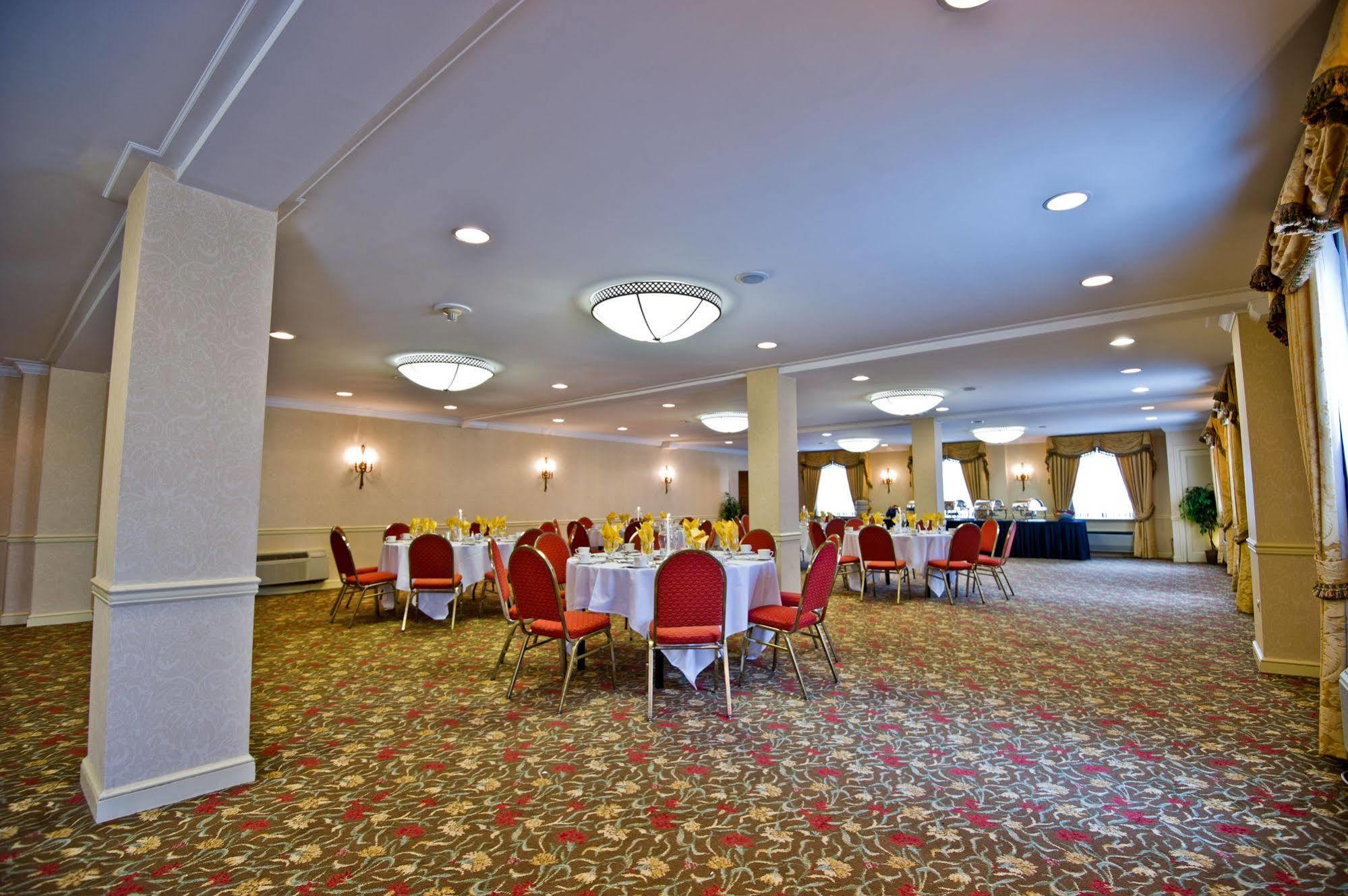 The Yorktowne Hotel, Tapestry Collection By Hilton Εξωτερικό φωτογραφία