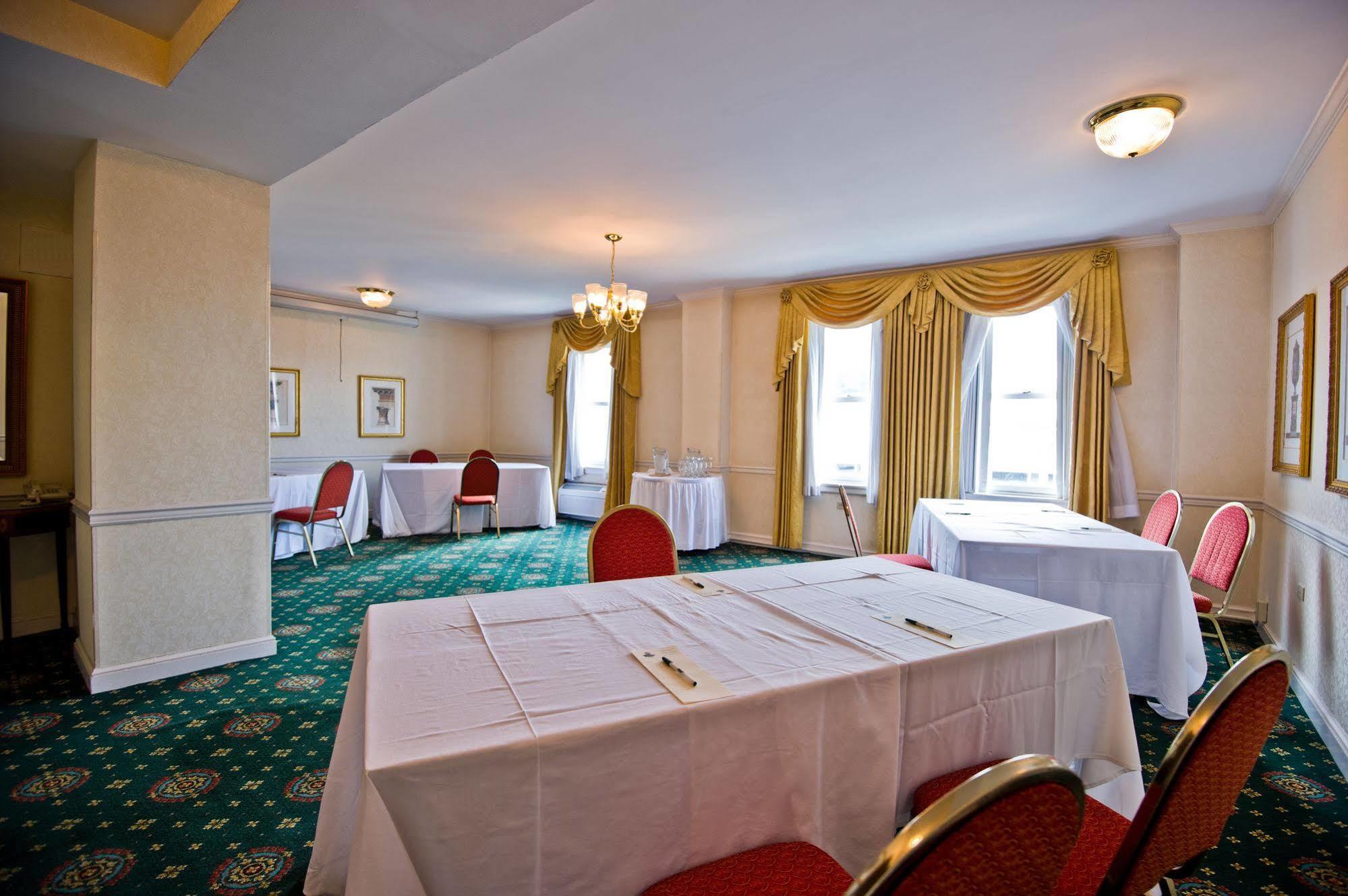 The Yorktowne Hotel, Tapestry Collection By Hilton Εξωτερικό φωτογραφία